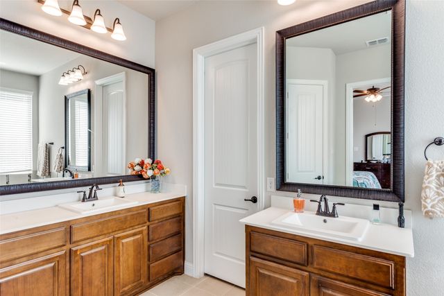 1812 Graham Way, Mansfield, TX 76063