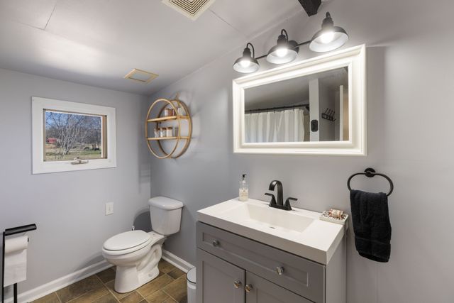 8158 Old Springfield Pike, Goodlettsville, TN 37072