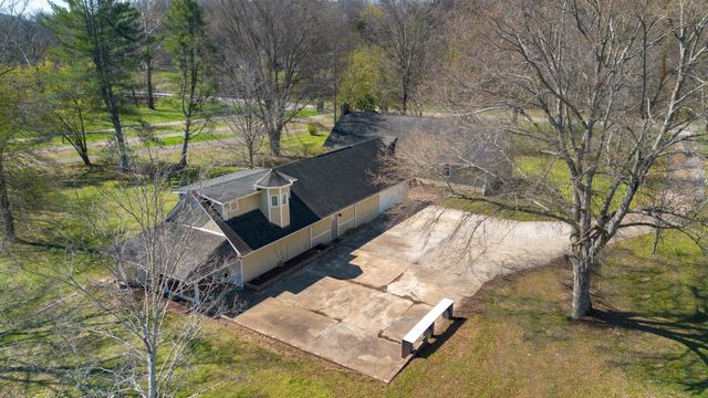 8158 Old Springfield Pike, Goodlettsville, TN 37072