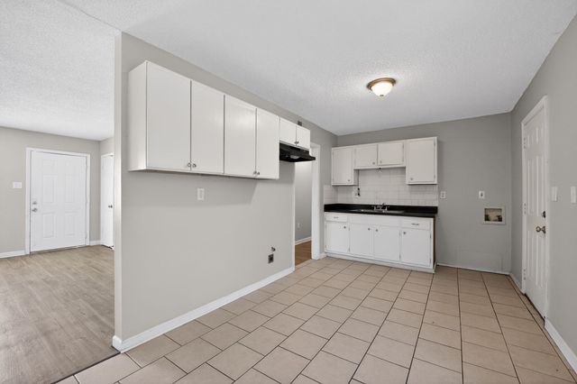 4983 APPLEVILLE RD, Memphis, TN 38109