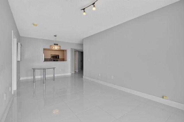 3020 NE 32nd Avenue 620, Fort Lauderdale, FL 33308