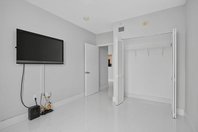 3020 NE 32nd Avenue 620, Fort Lauderdale, FL 33308