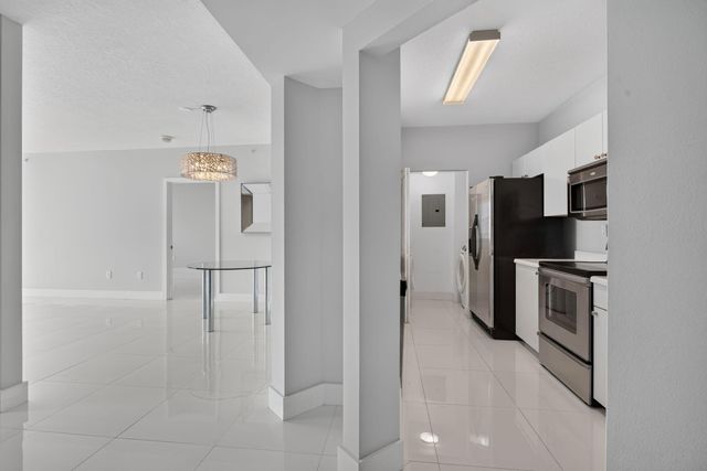 3020 NE 32nd Avenue 620, Fort Lauderdale, FL 33308