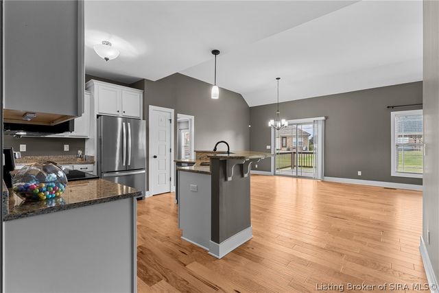 3102 Ambercrest Loop, Jeffersonville, IN 47130