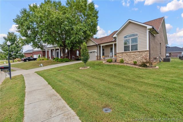 3102 Ambercrest Loop, Jeffersonville, IN 47130
