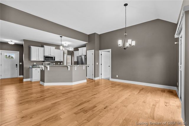 3102 Ambercrest Loop, Jeffersonville, IN 47130