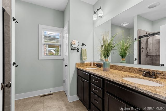 3102 Ambercrest Loop, Jeffersonville, IN 47130
