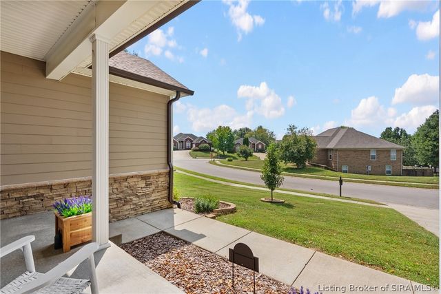 3102 Ambercrest Loop, Jeffersonville, IN 47130