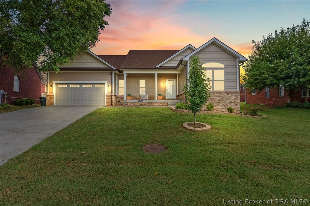 3102 Ambercrest Loop, Jeffersonville, IN 47130