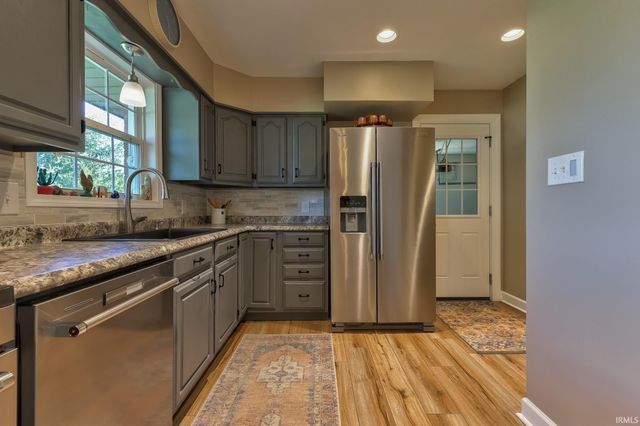 5209 Cunningham Drive, Evansville, IN 47711
