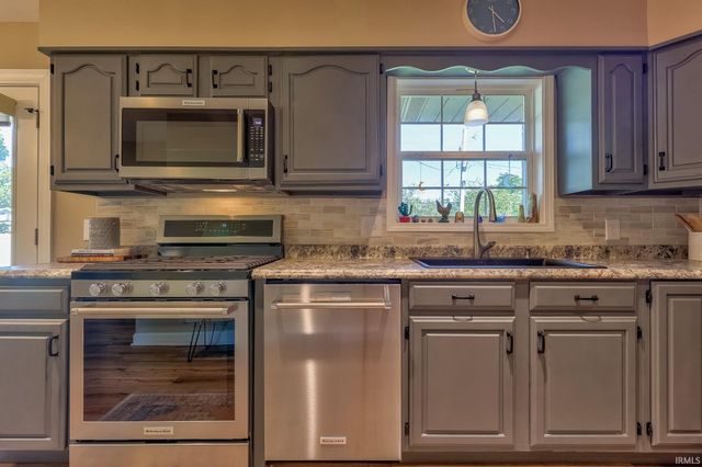 5209 Cunningham Drive, Evansville, IN 47711