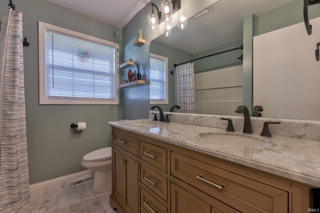 5209 Cunningham Drive, Evansville, IN 47711