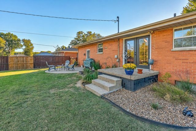 5209 Cunningham Drive, Evansville, IN 47711