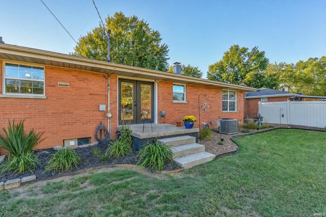 5209 Cunningham Drive, Evansville, IN 47711