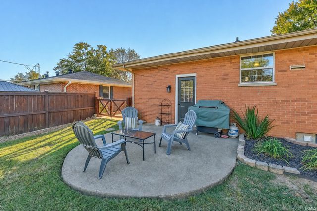 5209 Cunningham Drive, Evansville, IN 47711