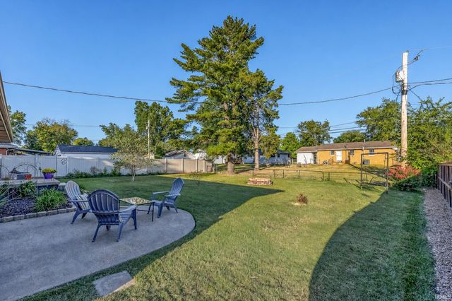 5209 Cunningham Drive, Evansville, IN 47711