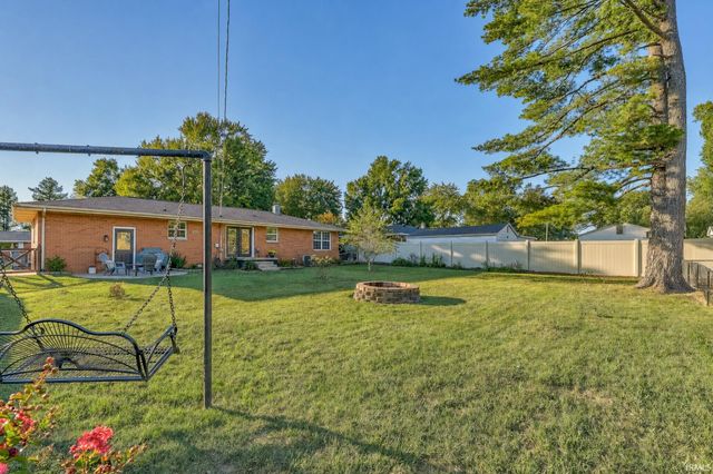 5209 Cunningham Drive, Evansville, IN 47711