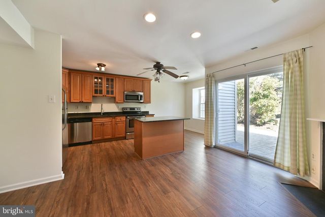 2205 ASH GROVE RD, Ambler, PA 19002