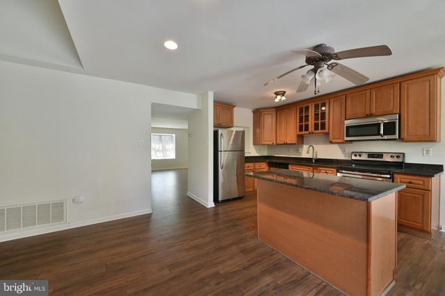 2205 ASH GROVE RD, Ambler, PA 19002