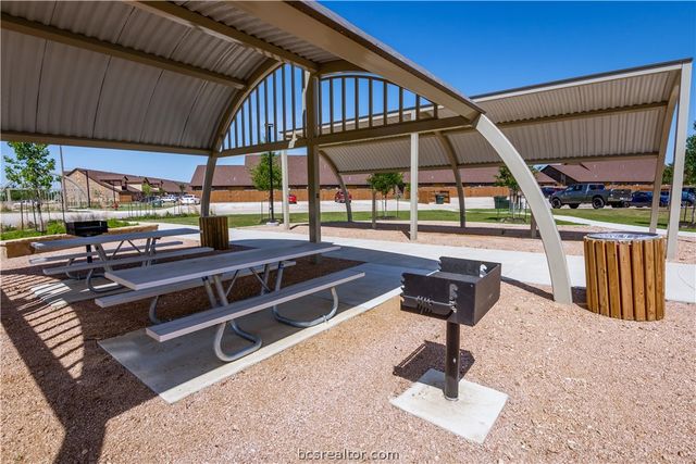 138 Tang Cake Drive, College Station, TX 77845