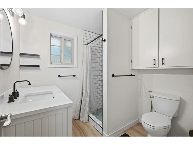 2245 PRINCETON Dr, Eugene, OR 97405