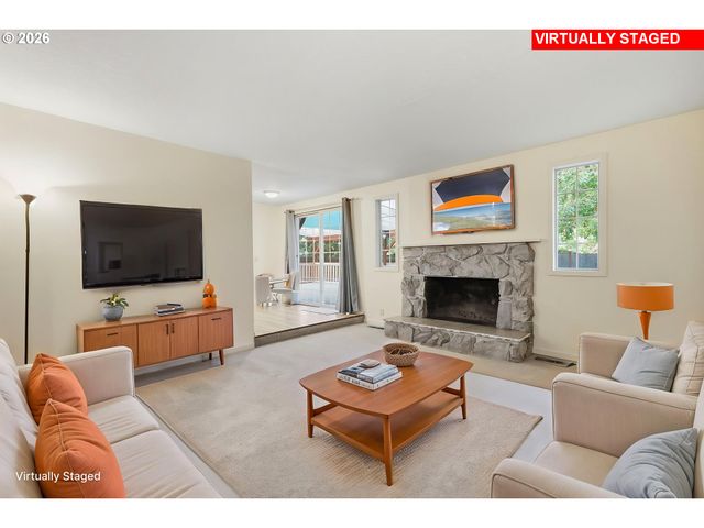 2245 PRINCETON Dr, Eugene, OR 97405