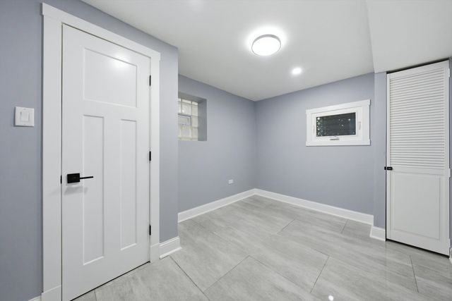 7545 S Rhodes Avenue, Chicago, IL 60619