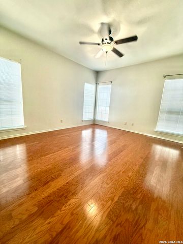 11839 Parliament St Apt 1422, San Antonio, TX 78216