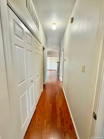 11839 Parliament St Apt 1422, San Antonio, TX 78216