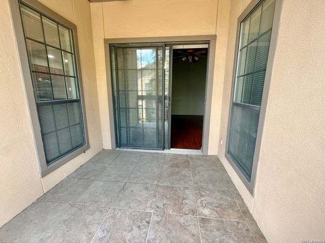 11839 Parliament St Apt 1422, San Antonio, TX 78216