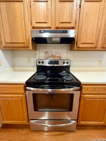11839 Parliament St Apt 1422, San Antonio, TX 78216
