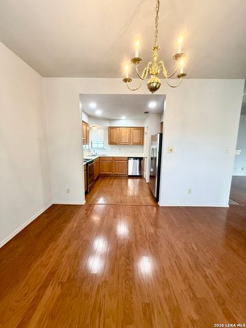 11839 Parliament St Apt 1422, San Antonio, TX 78216