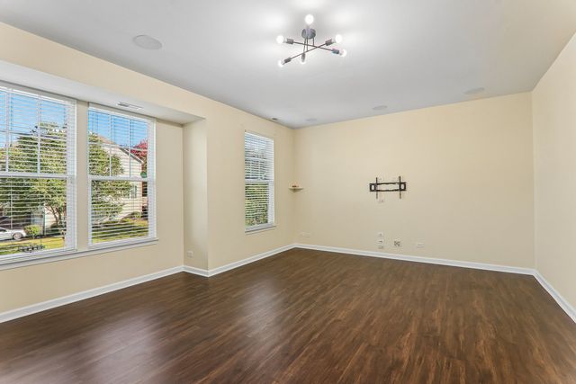 3475 Bradbury Circle, Aurora, IL 60504