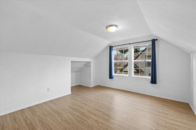 415 Summit Avenue, Medford, OR 97501