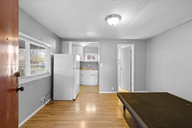 415 Summit Avenue, Medford, OR 97501