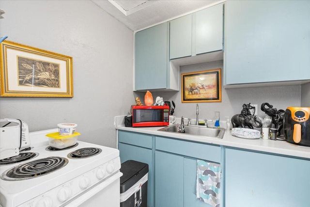 415 Summit Avenue, Medford, OR 97501