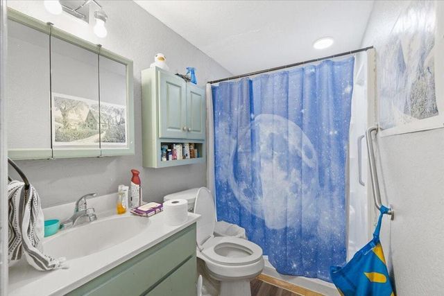 415 Summit Avenue, Medford, OR 97501