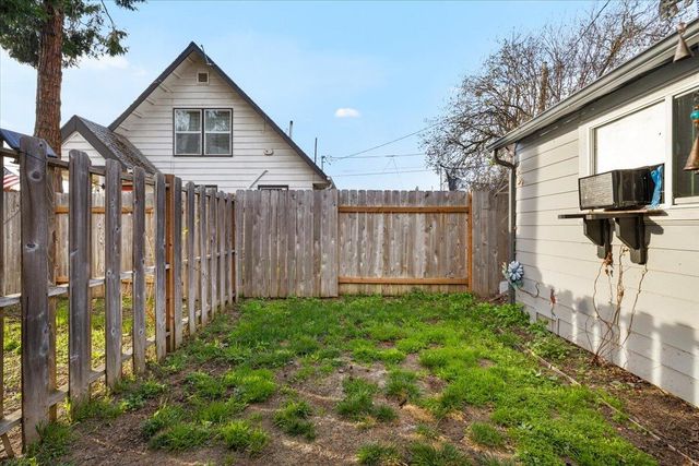 415 Summit Avenue, Medford, OR 97501