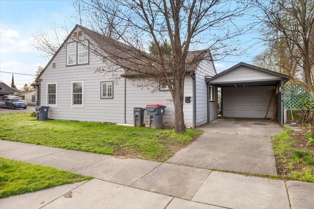 415 Summit Avenue, Medford, OR 97501