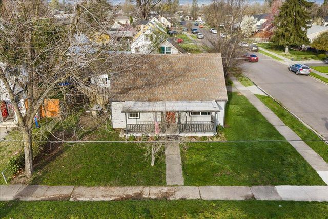 415 Summit Avenue, Medford, OR 97501