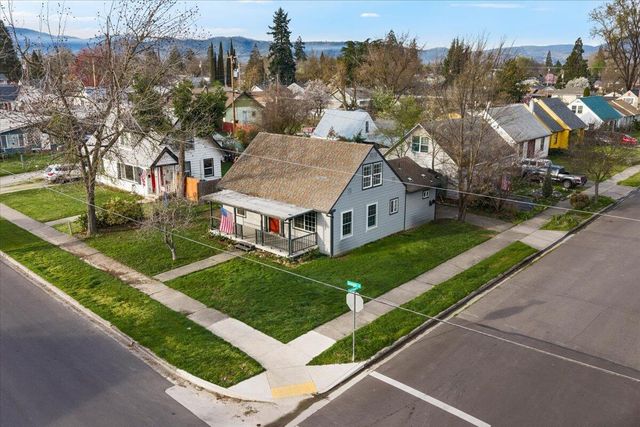 415 Summit Avenue, Medford, OR 97501