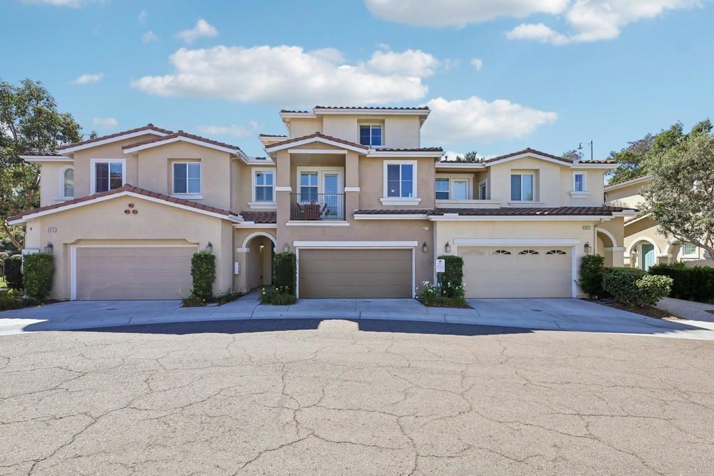 6977 Brass Pl, Carlsbad, CA 92009 — exterior