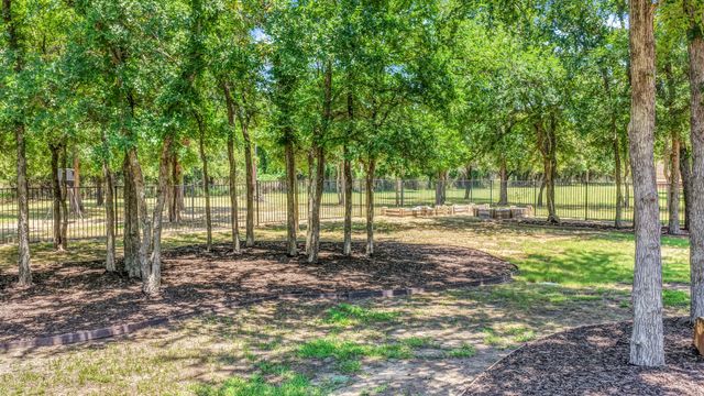 282 Sugartree Circle, Lipan, TX 76462