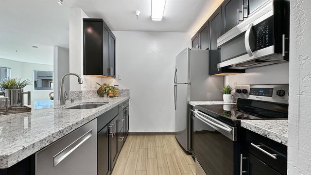 6400 Christie Avenue 3202, Emeryville, CA 94608