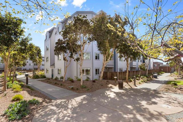 6400 Christie Avenue 3202, Emeryville, CA 94608