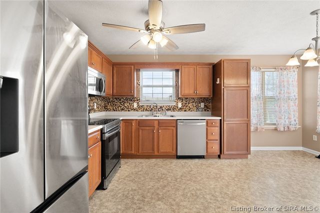 6514 Sunset Loop, Charlestown, IN 47111