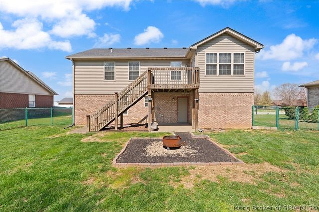 6514 Sunset Loop, Charlestown, IN 47111