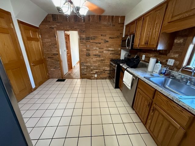 2358 W Lombard Street, Davenport, IA 52804