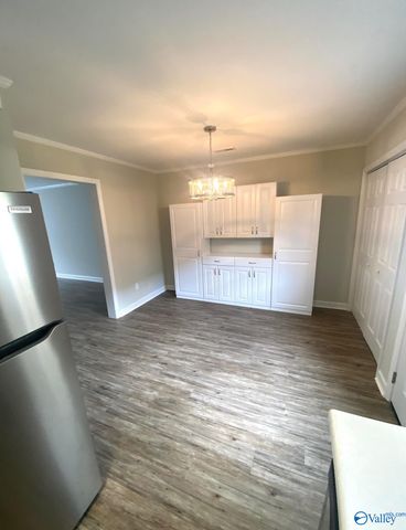 11112 South Memorial Parkway L2, Huntsville, AL 35803