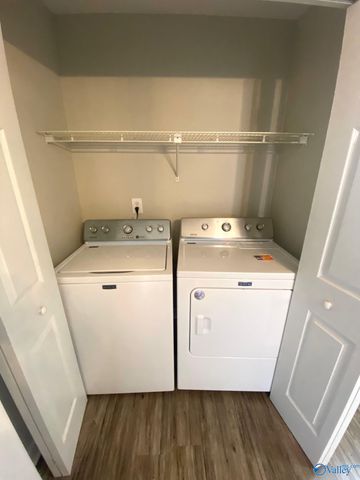 11112 South Memorial Parkway L2, Huntsville, AL 35803